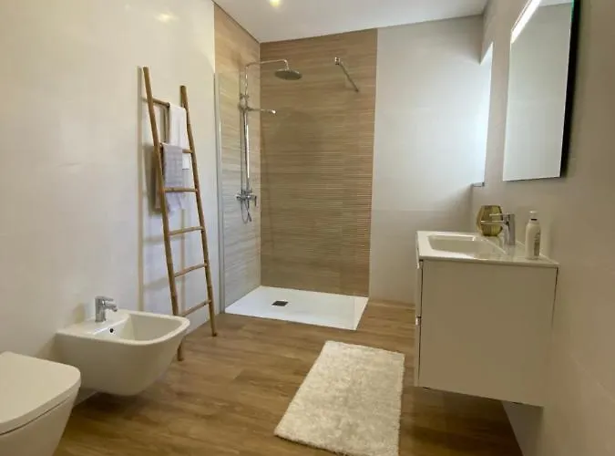 Monte By The بورتيماو